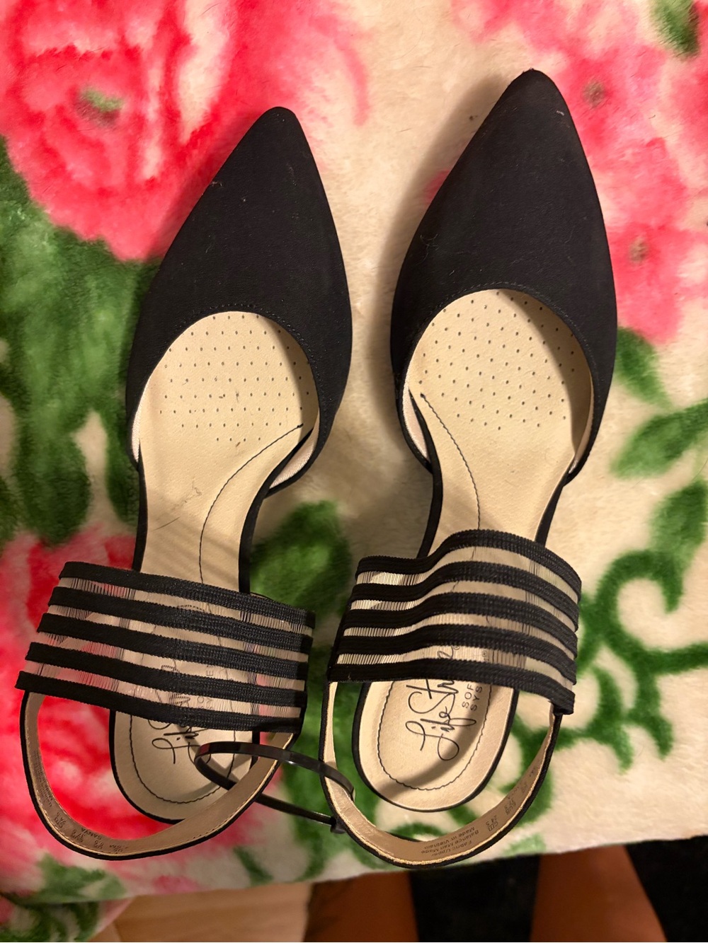 Life Stride Black Pointed-Toe Strappy Flats - Picture 2 of 6